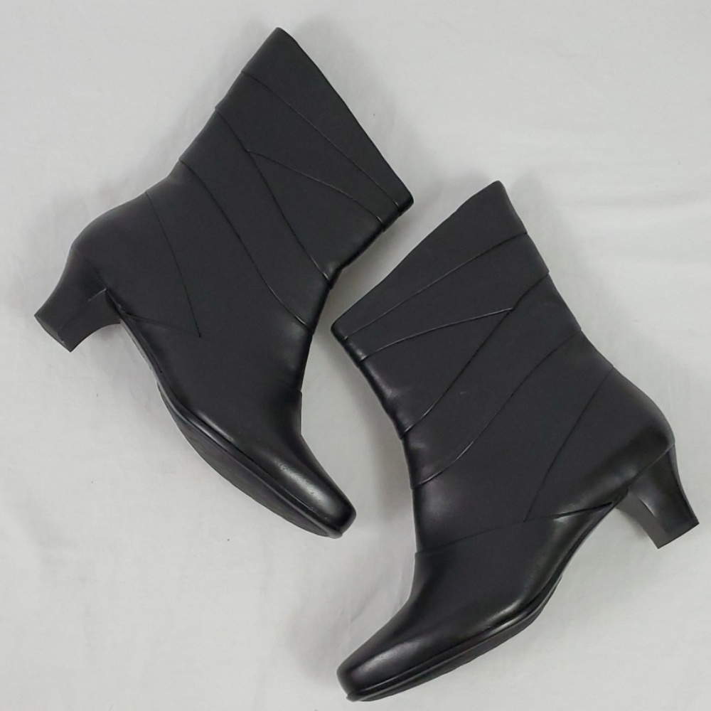 Aravon by New Balance Boots/Black/Size: 7 (516)
